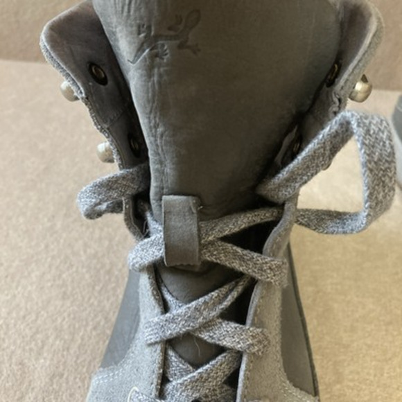Chaco Women’s Waterproof Hiking Castlerock Boots Sz 8 Gray Leather Hi-top Clean - Picture 8 of 9